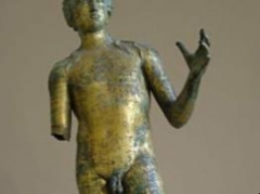 Турция потребовала у Лувра вернуть статуи Зевса и Апполона